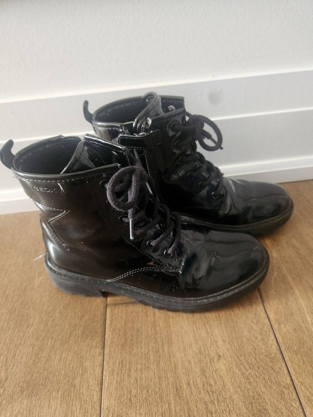 Geox Girl’s Black Patent Lace-Up Ankle Boots with Side Zip